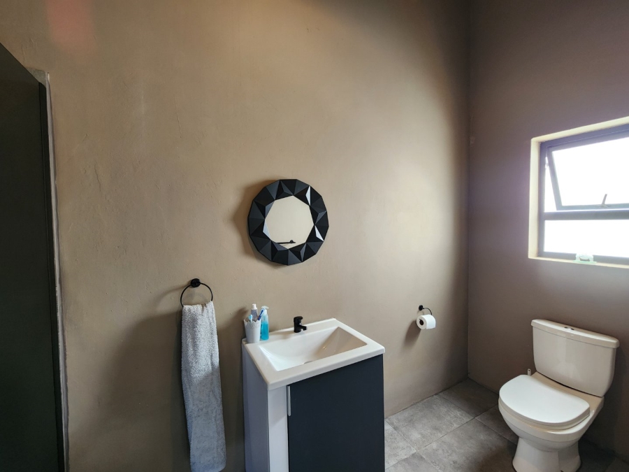 3 Bedroom Property for Sale in Paradise Beach Eastern Cape